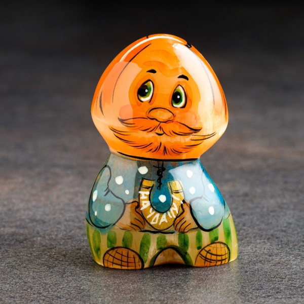 Сувенир "Домовой с подковой", селенит,