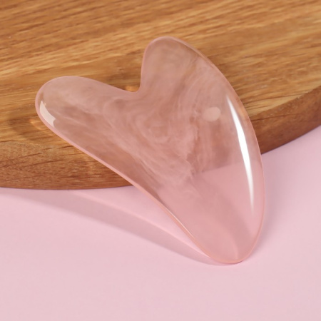 Массажёр гуаша «Сердце», 8.5×5.5 см, розовый