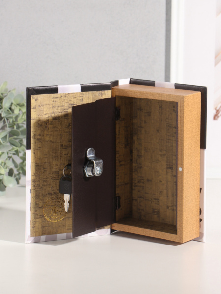 Шкатулка книга - сейф «Чёрная туфелька» дерево, искусственная кожа, 21×13×5 см