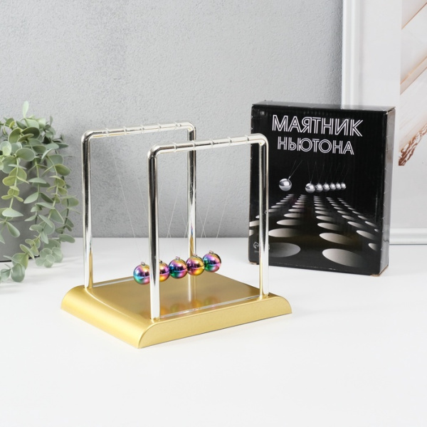 Маятник настольный антистресс «Шары Ньютона. Колыбель техно», пластик, золотой, бензиновый шаров, 18