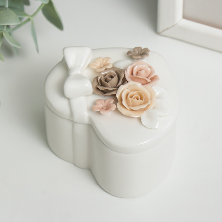 Шкатулка керамика сердце "Бант и розы" МИКС 5,8х8х6,8 см  